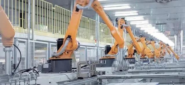 2021年工业机器人产量36.6万台，增长44.9%行业丰收年圆满收官